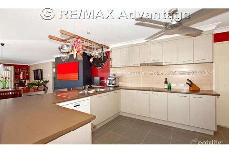 Property photo of 43 Lexey Crescent Wakerley QLD 4154