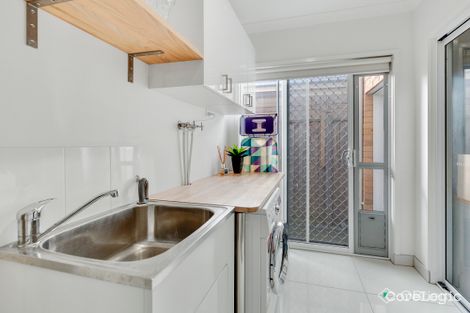 Property photo of 16 Lemon Grove Cranbourne West VIC 3977