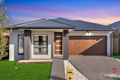 11 Isaacs St, Deanside, VIC 3336