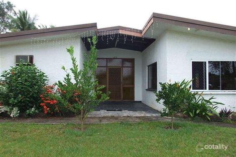 1a Sunflower Dr, Mooroobool, QLD 4870