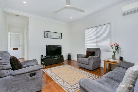 Property photo of 29 Hill Street Manunda QLD 4870
