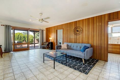 1/2 Maine St, Tootgarook, VIC 3941