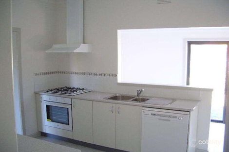 Property photo of 2 Chomley Avenue Wangaratta VIC 3677