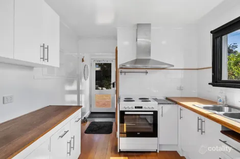 Property photo of 35 Linden Road Primrose Sands TAS 7173