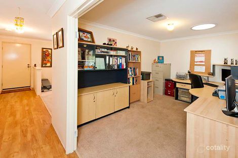 Property photo of 27 Edgbaston Crescent Port Kennedy WA 6172