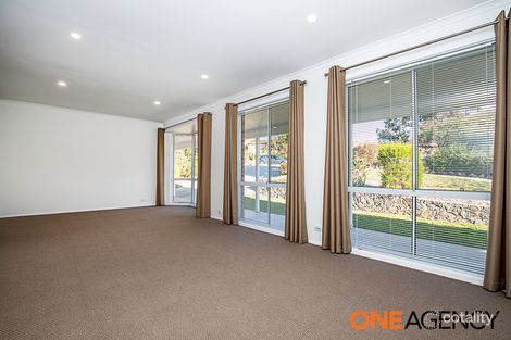 Property photo of 10 Derrington Crescent Bonython ACT 2905