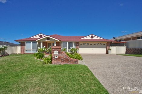 15 Robin Ave, Cameron Park, NSW 2285