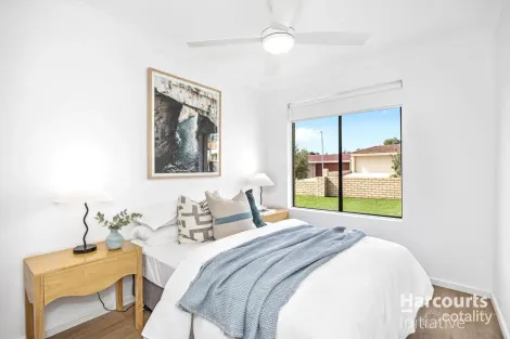 Property photo of 28 Oakleaf Circle Mirrabooka WA 6061