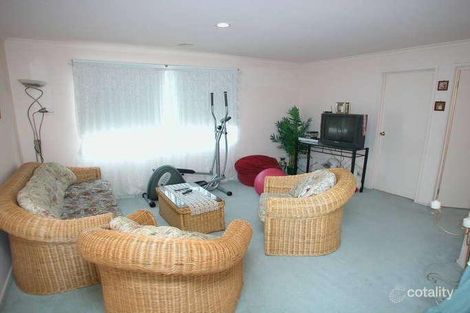 Property photo of 10 Cobby Court Roxburgh Park VIC 3064