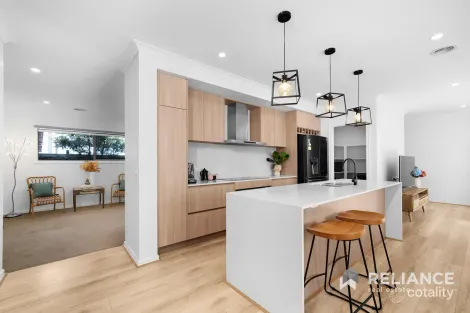 Property photo of 18 Calvert Place Point Cook VIC 3030