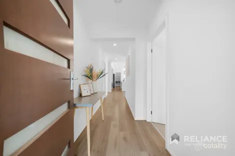 Property photo of 18 Calvert Place Point Cook VIC 3030