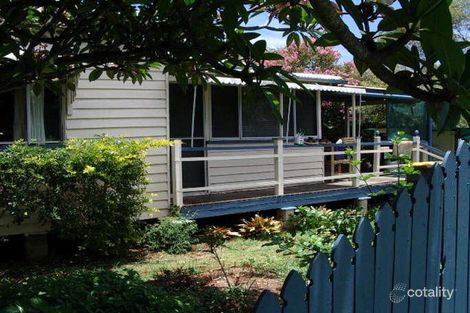 67 Burnett Heads Rd, Burnett Heads, QLD 4670