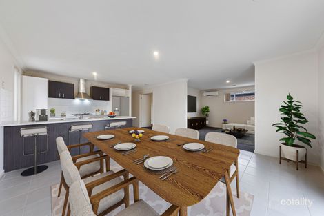 Property photo of 46 Melissa Way Pakenham VIC 3810