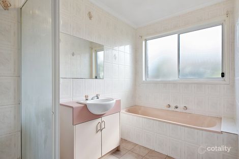 Property photo of 18 Sycamore Road Frankston South VIC 3199
