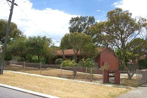 2 Caesar St, Beaconsfield, WA 6162