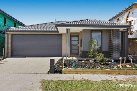 17 Fellowship St, Clyde North, VIC 3978
