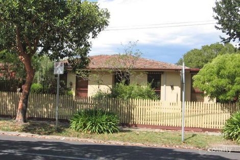 1/2 Banool Rd, Surrey Hills, VIC 3127