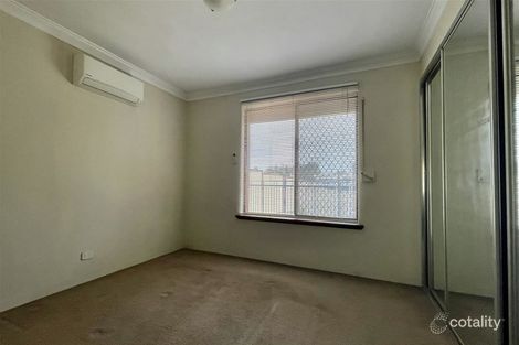 Property photo of 61 Excalibur Circle Camillo WA 6111