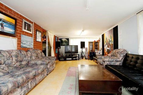 Property photo of 95 Fairfax Circuit Albanvale VIC 3021