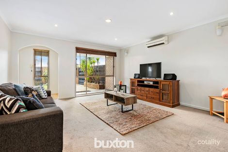 Property photo of 2/1A Gladesville Boulevard Patterson Lakes VIC 3197