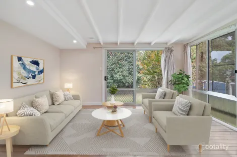Property photo of 28 Rhyde Street Mount Lofty QLD 4350