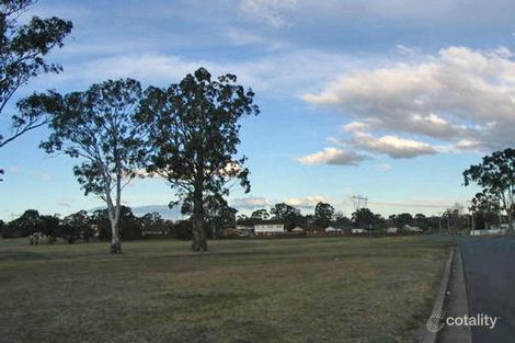 Property photo of Halmahera Crescent Lethbridge Park NSW 2770
