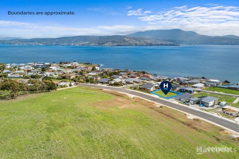 Property photo of 893 Oceana Drive Tranmere TAS 7018