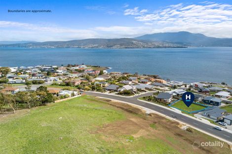 Property photo of 893 Oceana Drive Tranmere TAS 7018