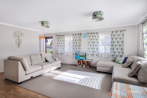 Property photo of 4 Elanora Street Dalmeny NSW 2546
