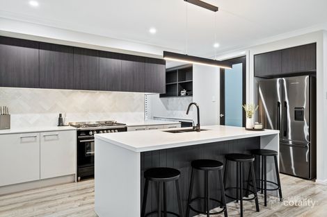 Property photo of 20 Hedge Lane Greenbank QLD 4124