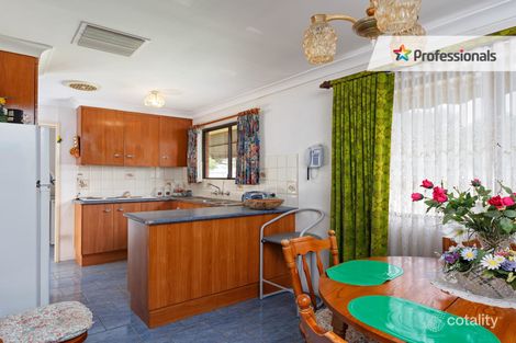 Property photo of 12 Veale Street Ashmont NSW 2650