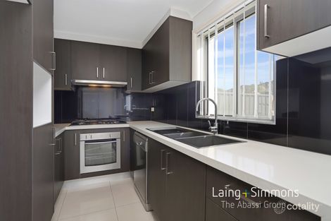 Property photo of 42/30 Australis Drive Ropes Crossing NSW 2760