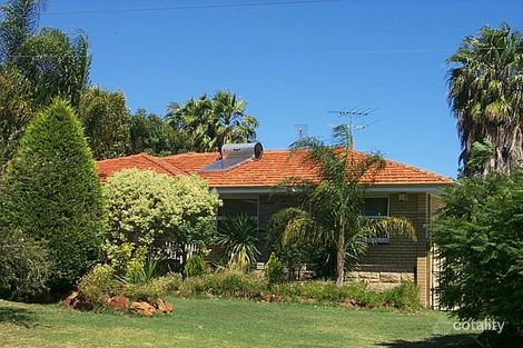 15 Lucich St, Kelmscott, WA 6111