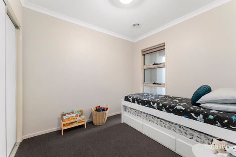 Property photo of 8 Soapstone Walk Doreen VIC 3754
