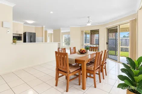 Property photo of 50 Bedivere Drive Ormeau QLD 4208