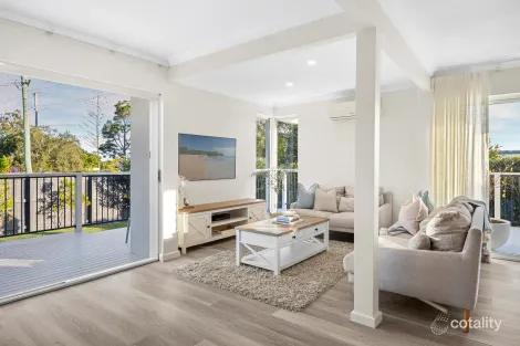 Property photo of 51 Palm Drive Mooloolaba QLD 4557
