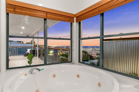 Property photo of 17 Valetta Street Manly QLD 4179