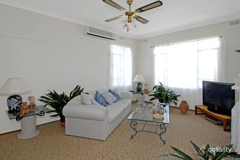 Property photo of 42 Salisbury Road Ashwood VIC 3147