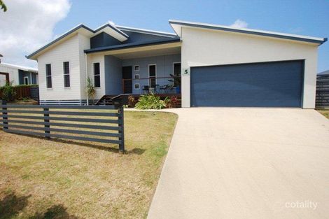 5 Montgomery St, Rural View, QLD 4740