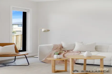 Property photo of 6 Stainer Way Donnybrook VIC 3064