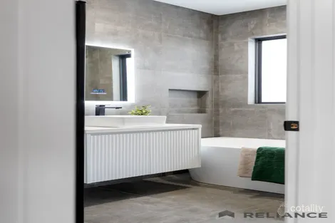 Property photo of 6 Stainer Way Donnybrook VIC 3064