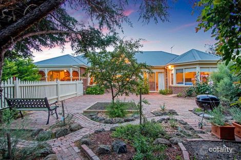 2 Morning Mist Ct, Mornington, VIC 3931
