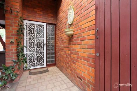 Property photo of 1/9 South Terrace Como WA 6152