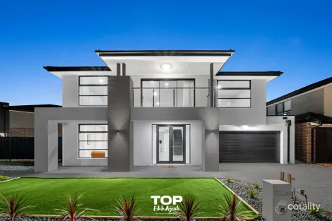 13 Shearjoy Loop, Clyde North, VIC 3978