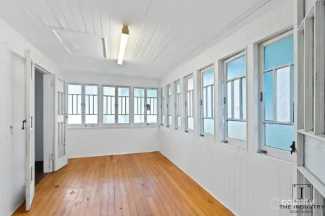 Property photo of 174 Hoare Street Manoora QLD 4870