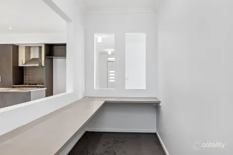 Property photo of 32 Craigmoor Crescent Mernda VIC 3754