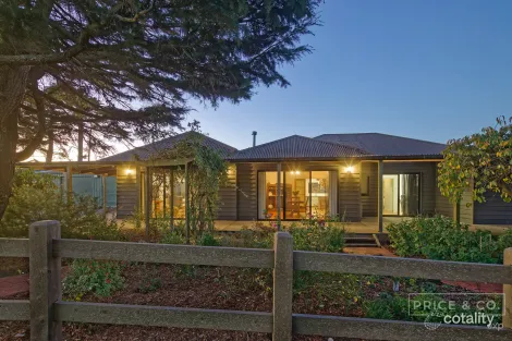 900 Sheepways Rd, Krowera, VIC 3945