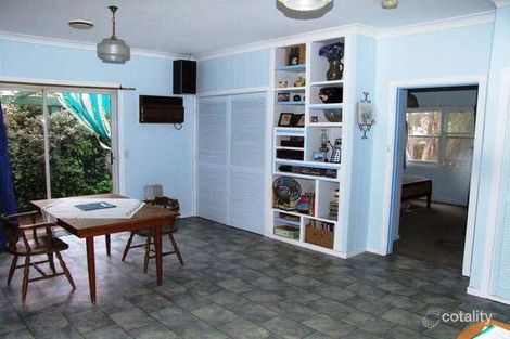 Property photo of 2 Raglan Street Darley VIC 3340