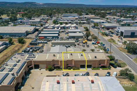 2/8 Carole Rd, Maddington, WA 6109