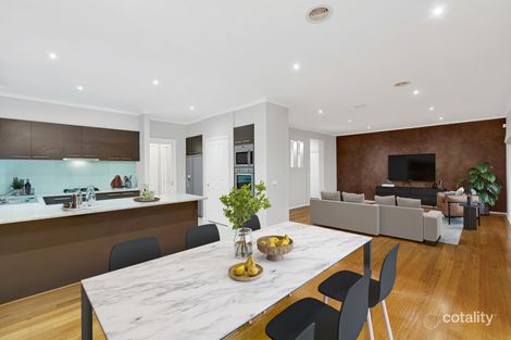 Property photo of 2/3 Ranfurlie Drive Glen Waverley VIC 3150